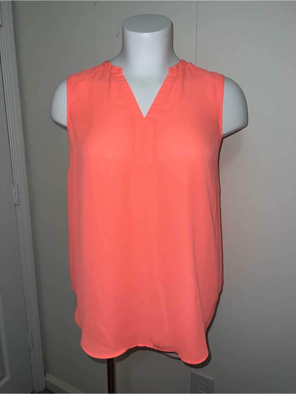 Torrid Bright Coral Split V-Neck Sleeveless Cami Blouse